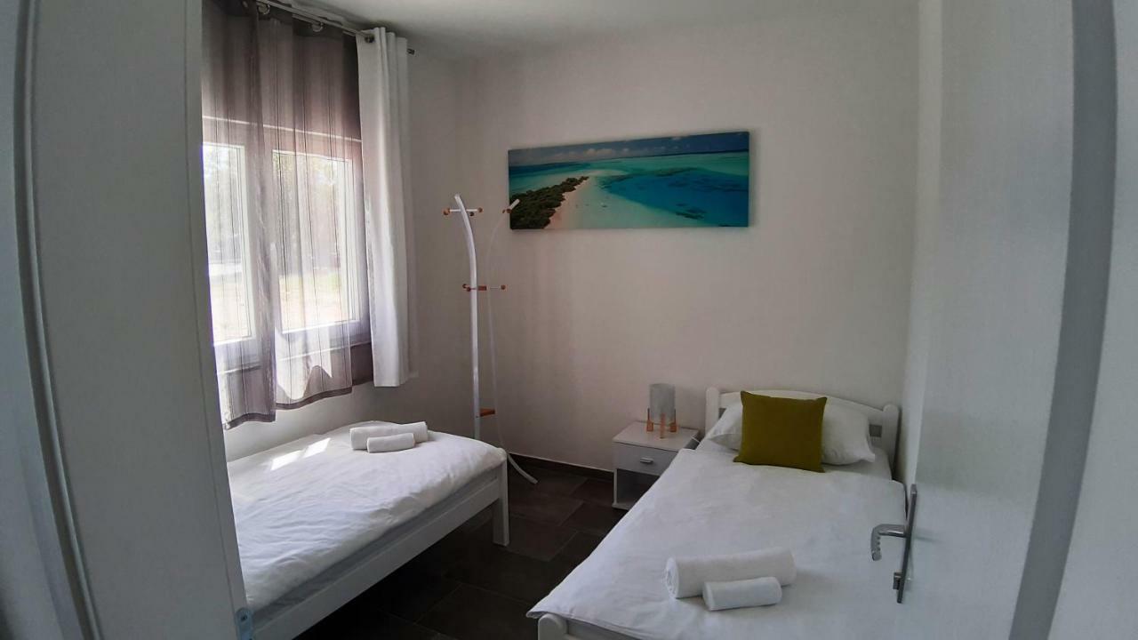 Relax Leilighet Starigrad Paklenica Eksteriør bilde