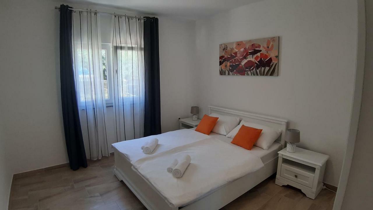 Relax Leilighet Starigrad Paklenica Eksteriør bilde