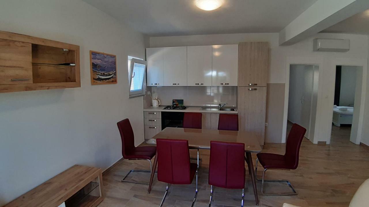 Relax Leilighet Starigrad Paklenica Eksteriør bilde